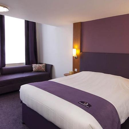 Premier Inn Tonbridge Kültér fotó