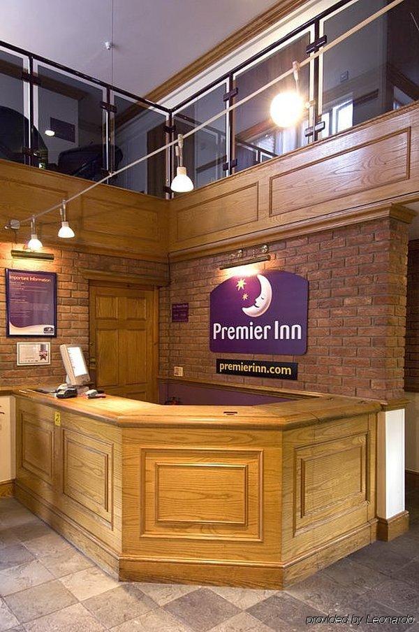 Premier Inn Tonbridge Kültér fotó